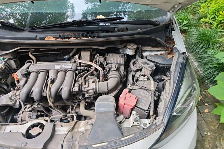 Used Honda Fit 2021 1.5L CVT Trendy Edition Engine Bay Left