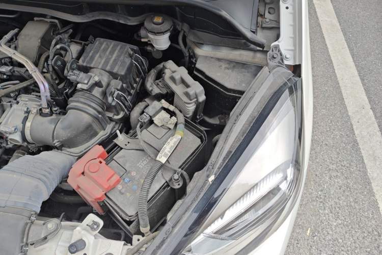 Used Honda Fit 2021 1.5L CVT Trend Edition Engine Bay Left