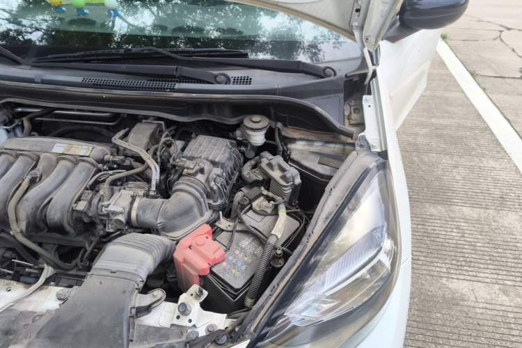 Used Honda Fit 2021 1.5L CVT Trendy Edition Engine Bay Left