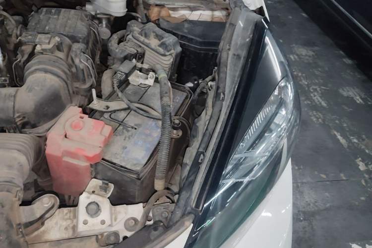 Used Honda Fit 2021 1.5L CVT Trend Edition Engine Bay Left