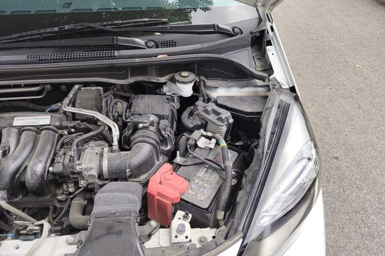 Used Honda Fit 2021 1.5L CVT Trendy Edition Engine Bay Left