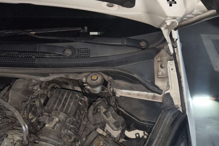 Used Honda Fit 2021 1.5L CVT Trendy Edition Engine Bay Left