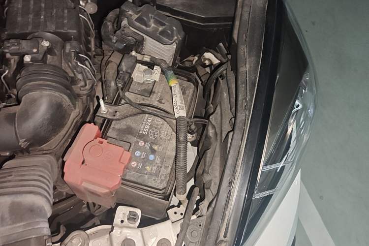 Used Honda Fit 2021 1.5L CVT Trend Edition Engine Bay Left