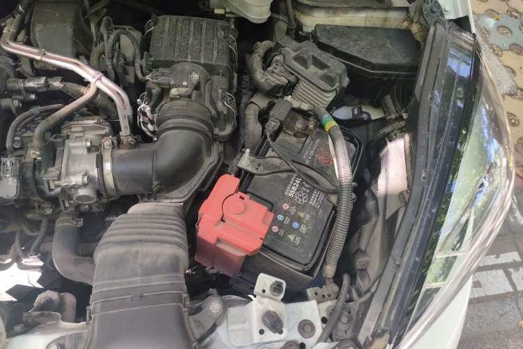 Used Honda Fit 2021 1.5L CVT Trendy Edition Engine Bay Left