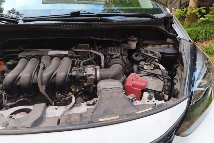 Used Honda Fit 2021 1.5L CVT Trendy Edition Engine Bay Left