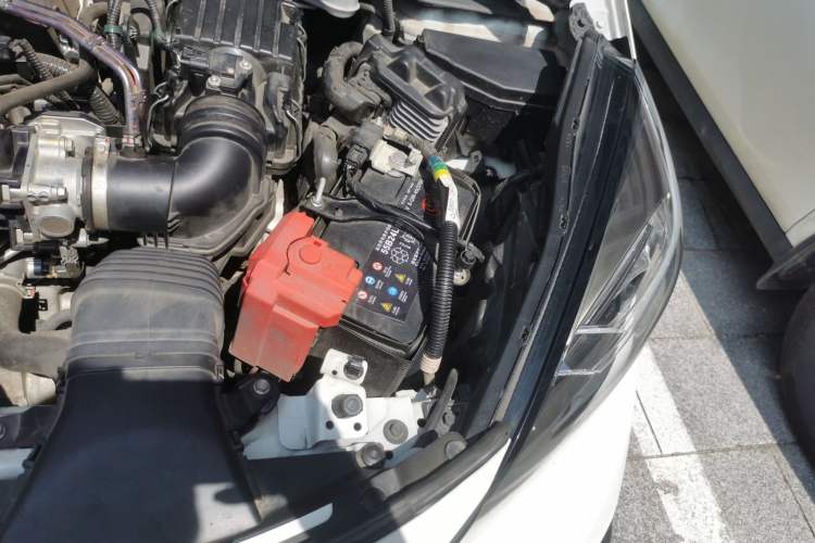 Used Honda Fit 2021 1.5L CVT Trend Edition Engine Bay Left