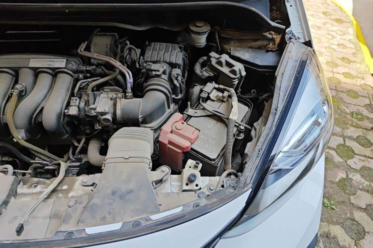 Used Honda Fit 2021 1.5L CVT Trend Edition Engine Bay Left