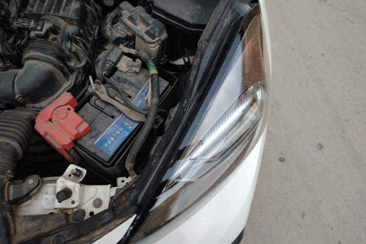 Used Honda Fit 2021 1.5L CVT Trend Edition Engine Bay Left