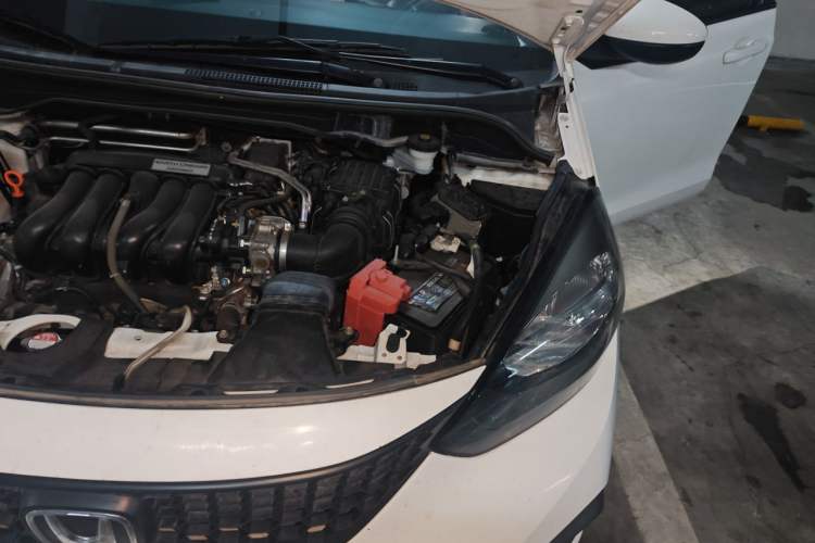 Used Honda Fit 2021 1.5L CVT Trend Edition Engine Bay Left