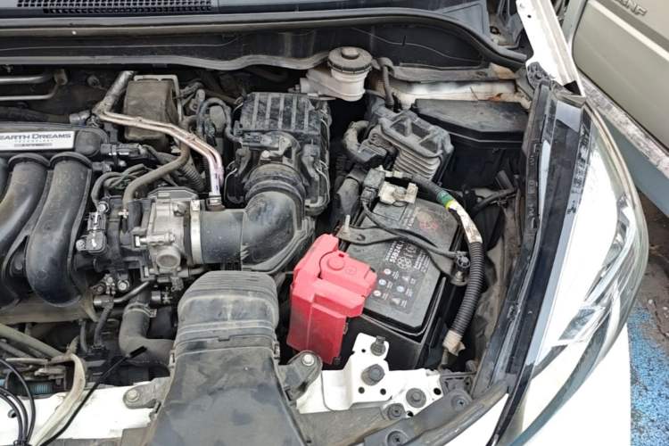 Used Honda Fit 2021 1.5L CVT Trendy Edition Engine Bay Left