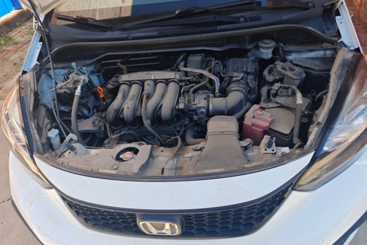 Used Honda Fit 2021 1.5L CVT Trend Edition Engine Bay