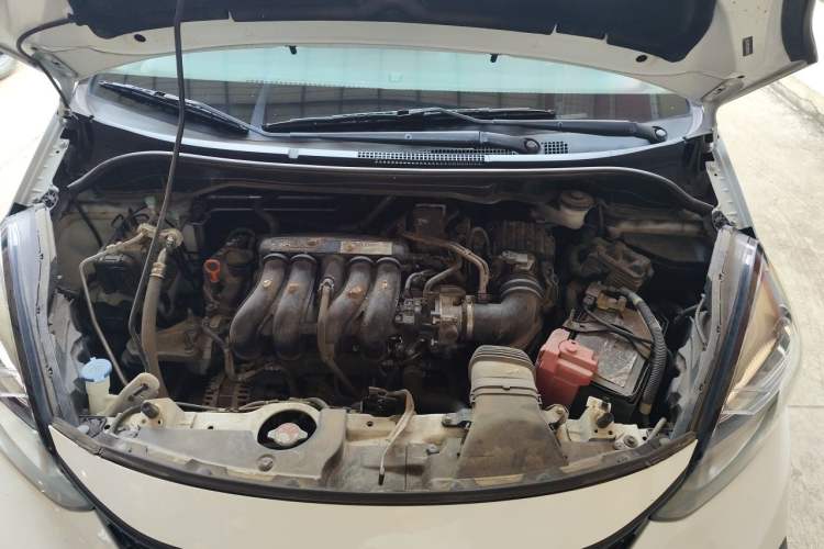 Used Honda Fit 2021 1.5L CVT Trendy Edition Engine Bay