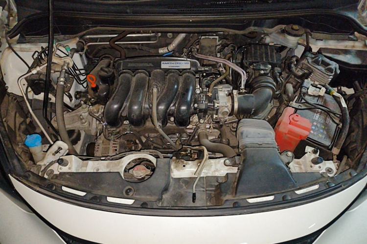 Used Honda Fit 2021 1.5L CVT Trendy Edition Engine Bay