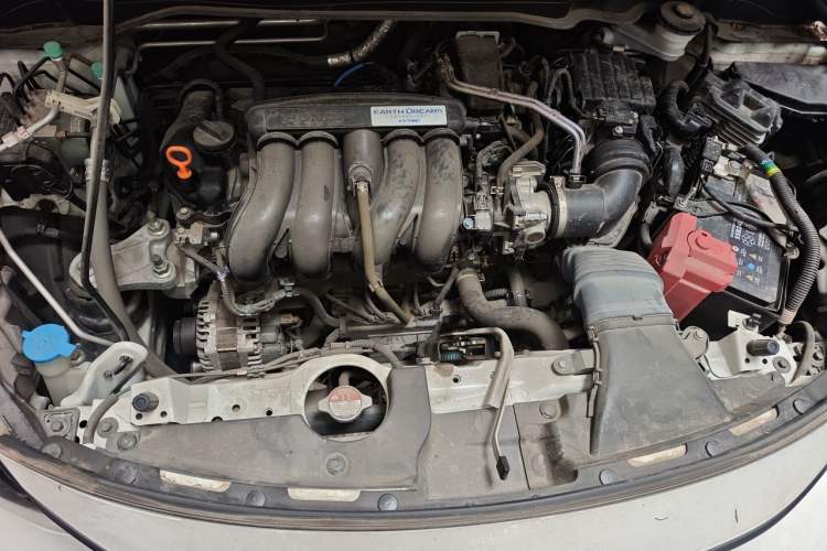 Used Honda Fit 2021 1.5L CVT Trendy Edition Engine Bay