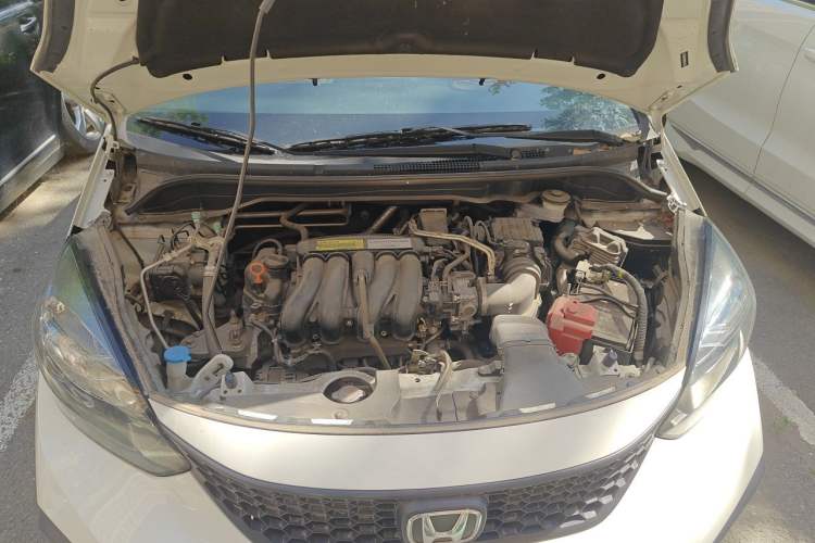 Used Honda Fit 2021 1.5L CVT Trendy Edition Engine Bay
