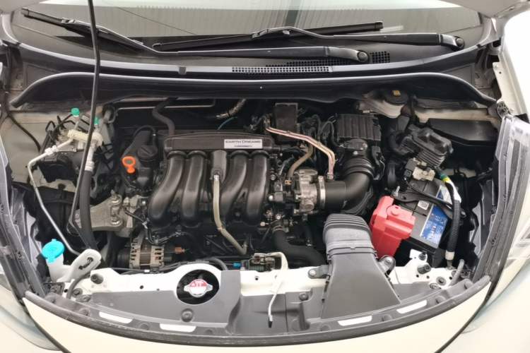 Used Honda Fit 2021 1.5L CVT Trend Edition Engine Bay