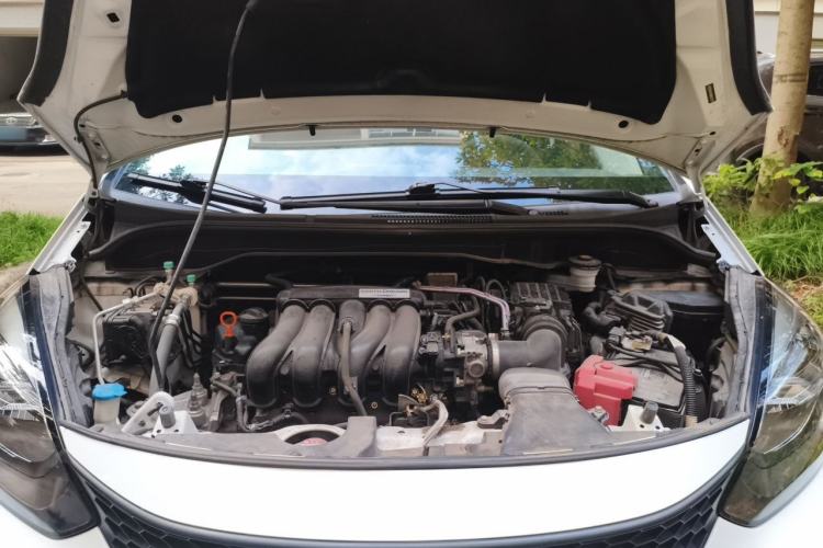Used Honda Fit 2021 1.5L CVT Trendy Edition Engine Bay