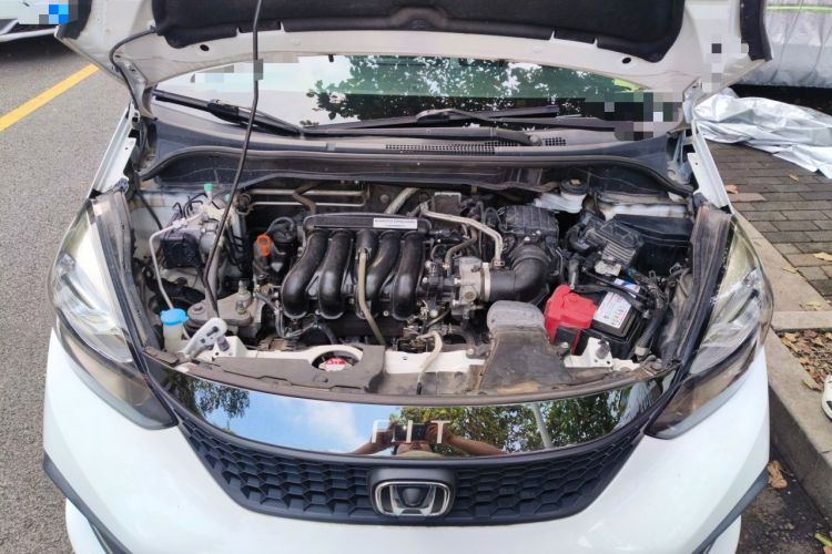 Used Honda Fit 2021 1.5L CVT Trend Edition Engine Bay