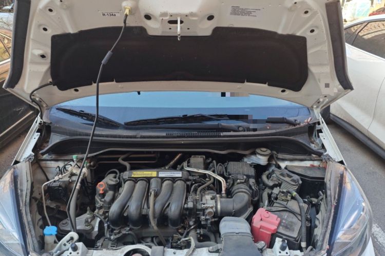 Used Honda Fit 2021 1.5L CVT Trendy Edition Engine Bay