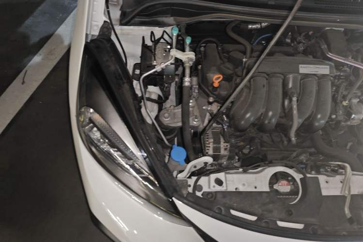 Used Honda Fit 2021 1.5L CVT Trendy Edition Engine Bay Right