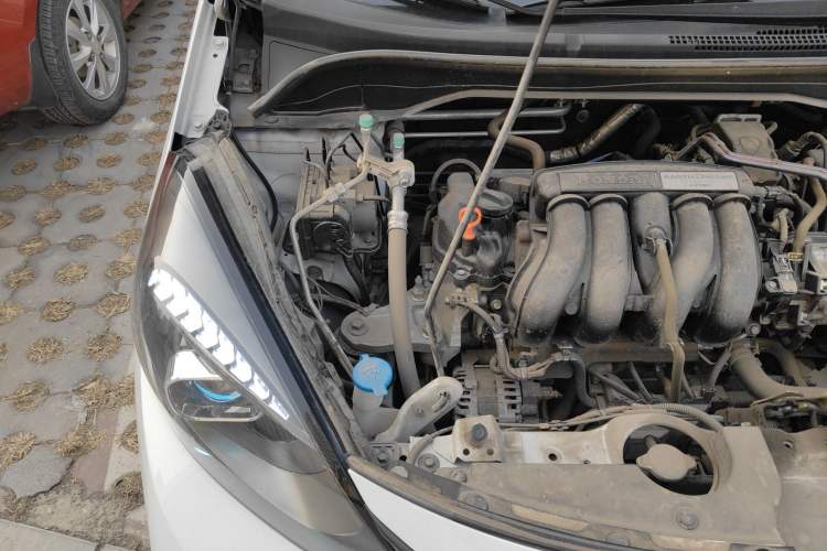 Used Honda Fit 2021 1.5L CVT Trend Edition Engine Bay Right