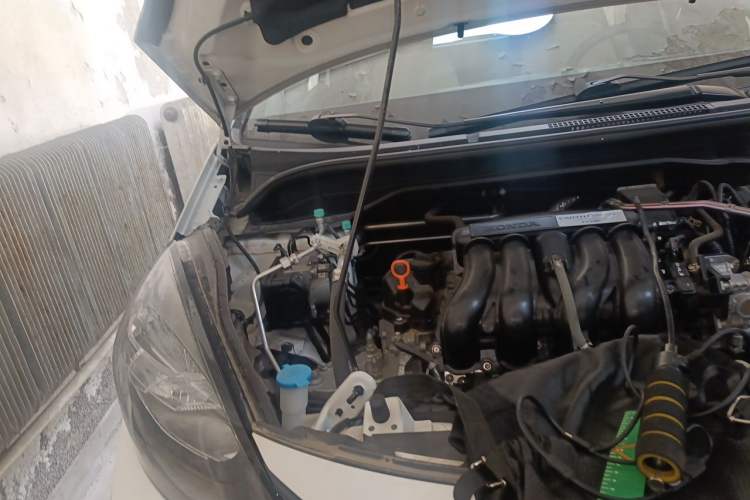 Used Honda Fit 2021 1.5L CVT Trend Edition Engine Bay Right