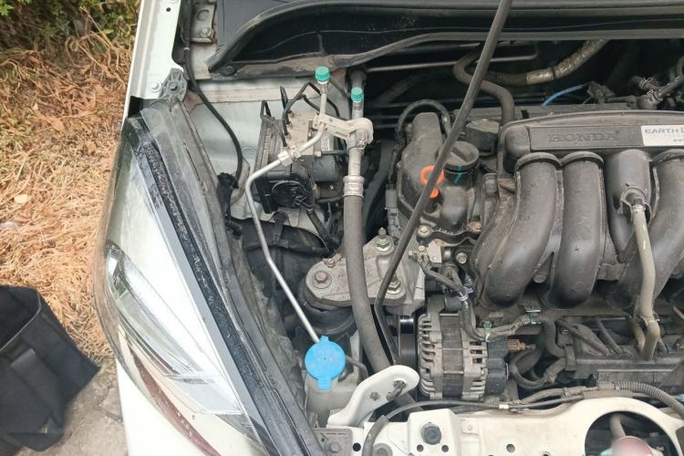 Used Honda Fit 2021 1.5L CVT Trendy Edition Engine Bay Right