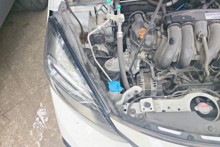 Used Honda Fit 2021 1.5L CVT Trend Edition Engine Bay Right
