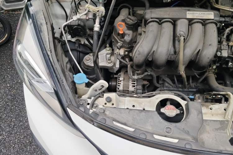 Used Honda Fit 2021 1.5L CVT Trendy Edition Engine Bay Right