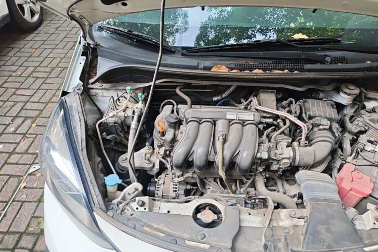 Used Honda Fit 2021 1.5L CVT Trendy Edition Engine Bay Right