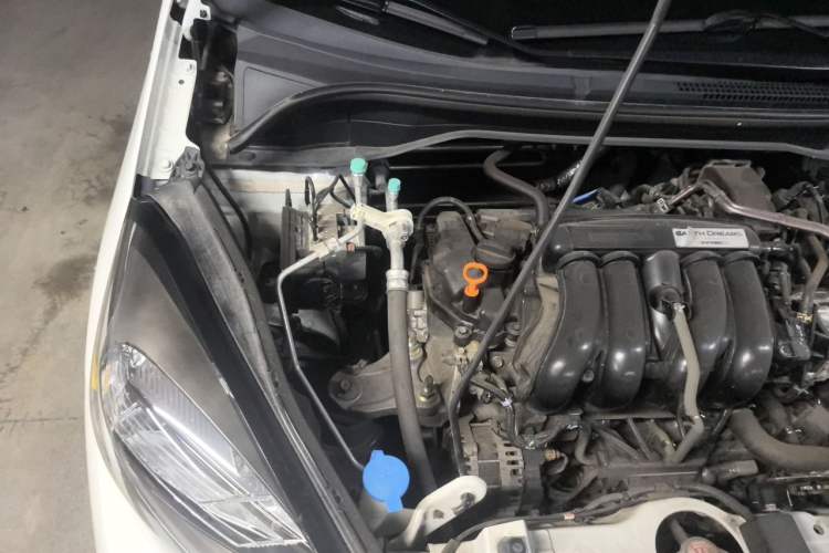 Used Honda Fit 2021 1.5L CVT Trend Edition Engine Bay Right