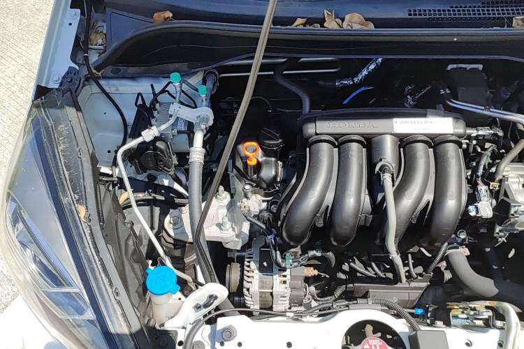 Used Honda Fit 2021 1.5L CVT Trend Edition Engine Bay Right