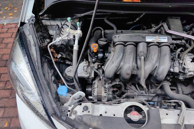 Used Honda Fit 2021 1.5L CVT Trendy Edition Engine Bay Right