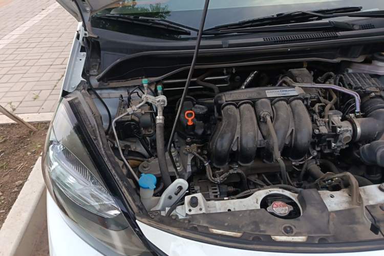 Used Honda Fit 2021 1.5L CVT Trend Edition Engine Bay Right