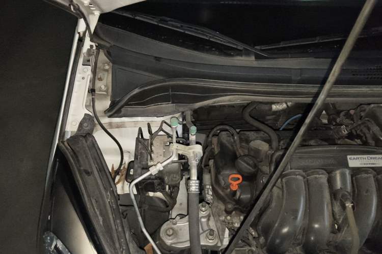 Used Honda Fit 2021 1.5L CVT Trendy Edition Engine Bay Right