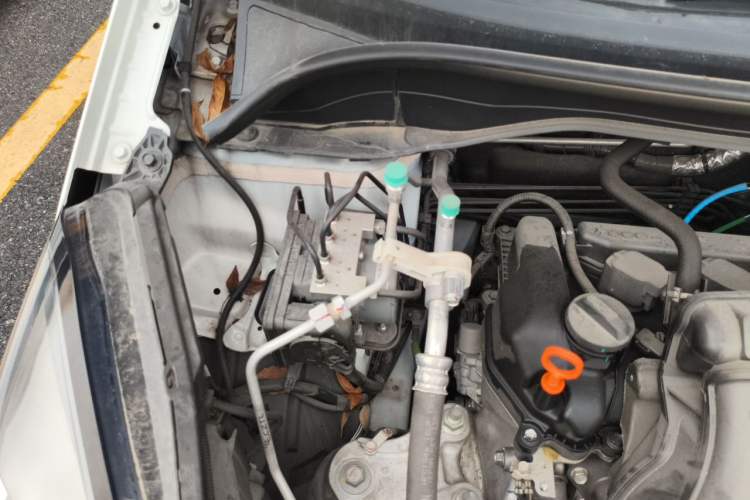Used Honda Fit 2021 1.5L CVT Trend Edition Engine Bay Right