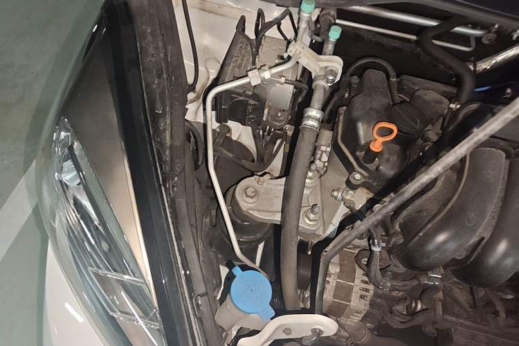 Used Honda Fit 2021 1.5L CVT Trend Edition Engine Bay Right