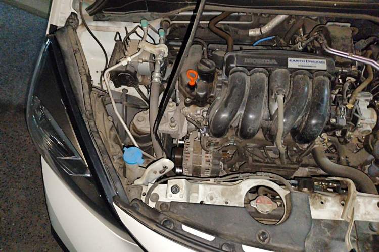 Used Honda Fit 2021 1.5L CVT Trendy Edition Engine Bay Right