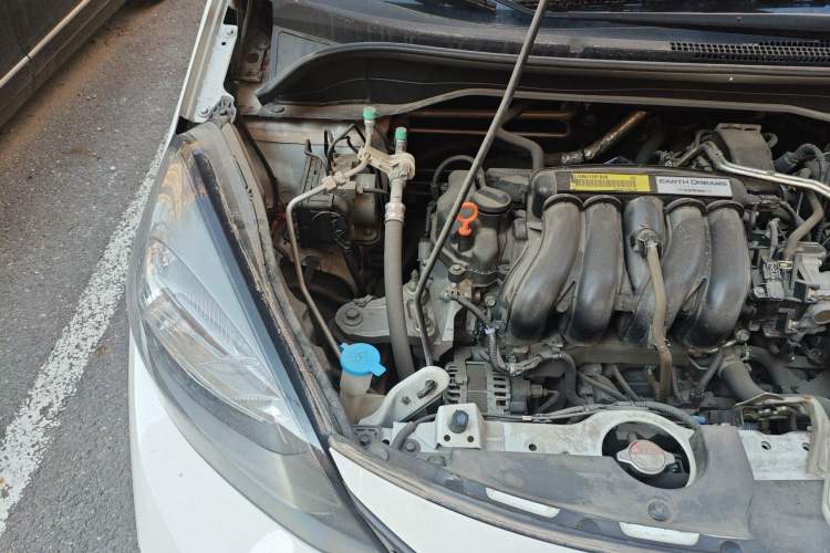 Used Honda Fit 2021 1.5L CVT Trendy Edition Engine Bay Right