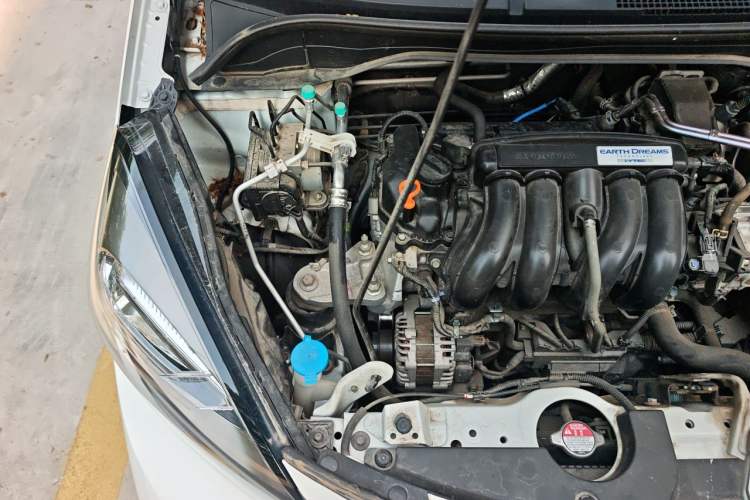 Used Honda Fit 2021 1.5L CVT Trend Edition Engine Bay Right