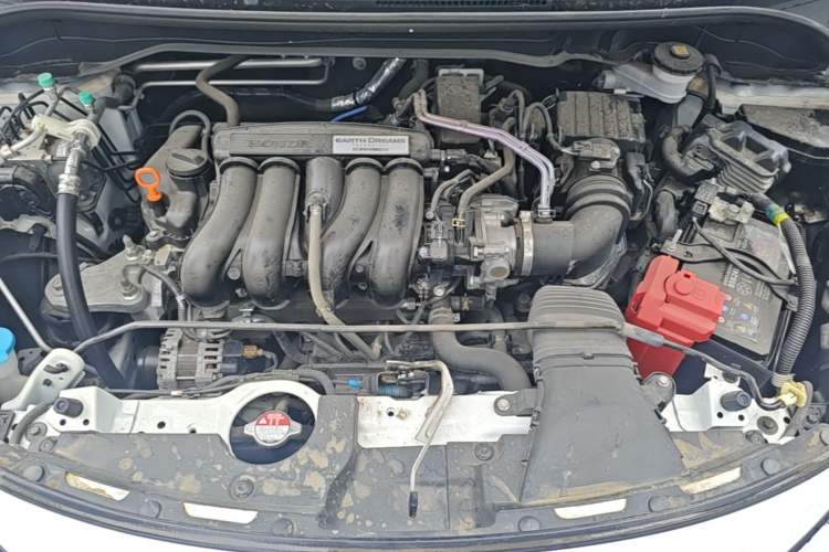 Used Honda Fit 2021 1.5L CVT Trend Edition Engine Bay