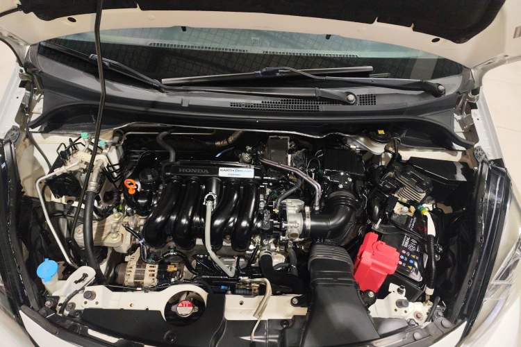 Used Honda Fit 2021 1.5L CVT Trend Edition Engine Bay