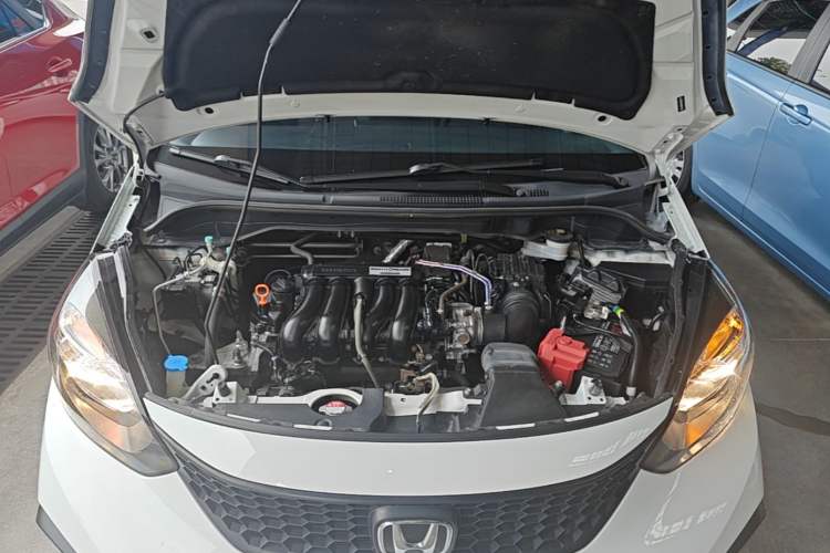Used Honda Fit 2021 1.5L CVT Trendy Run Pro Edition Engine Bay