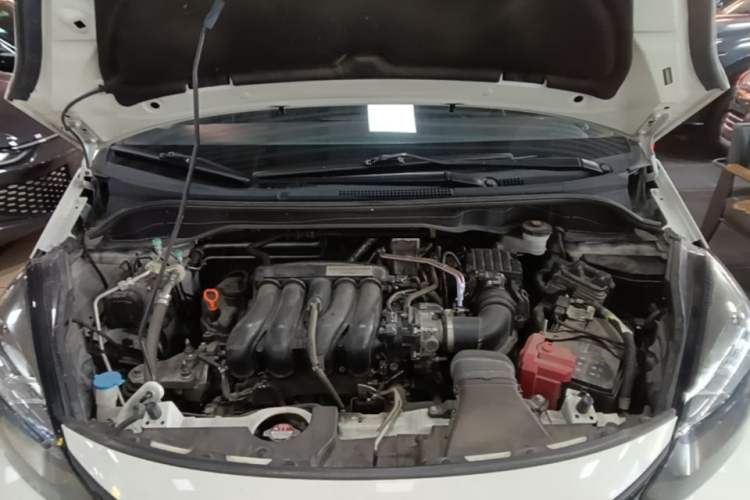 Used Honda Fit 2021 1.5L CVT Trend Edition Engine Bay