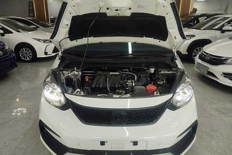 Used Honda Fit 2021 1.5L CVT Trendy Edition Engine Bay