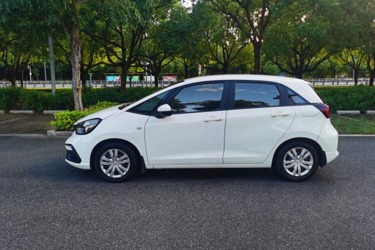 Used Honda Fit 2021 1.5L CVT Trend Edition Exterior 2
