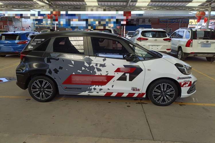 Used Honda Fit 2021 1.5L CVT Trendy Run Pro Edition Exterior 2