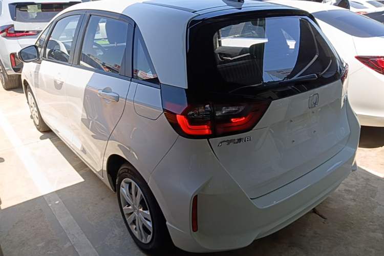 Used Honda Fit 2021 1.5L CVT Trend Edition Exterior 2