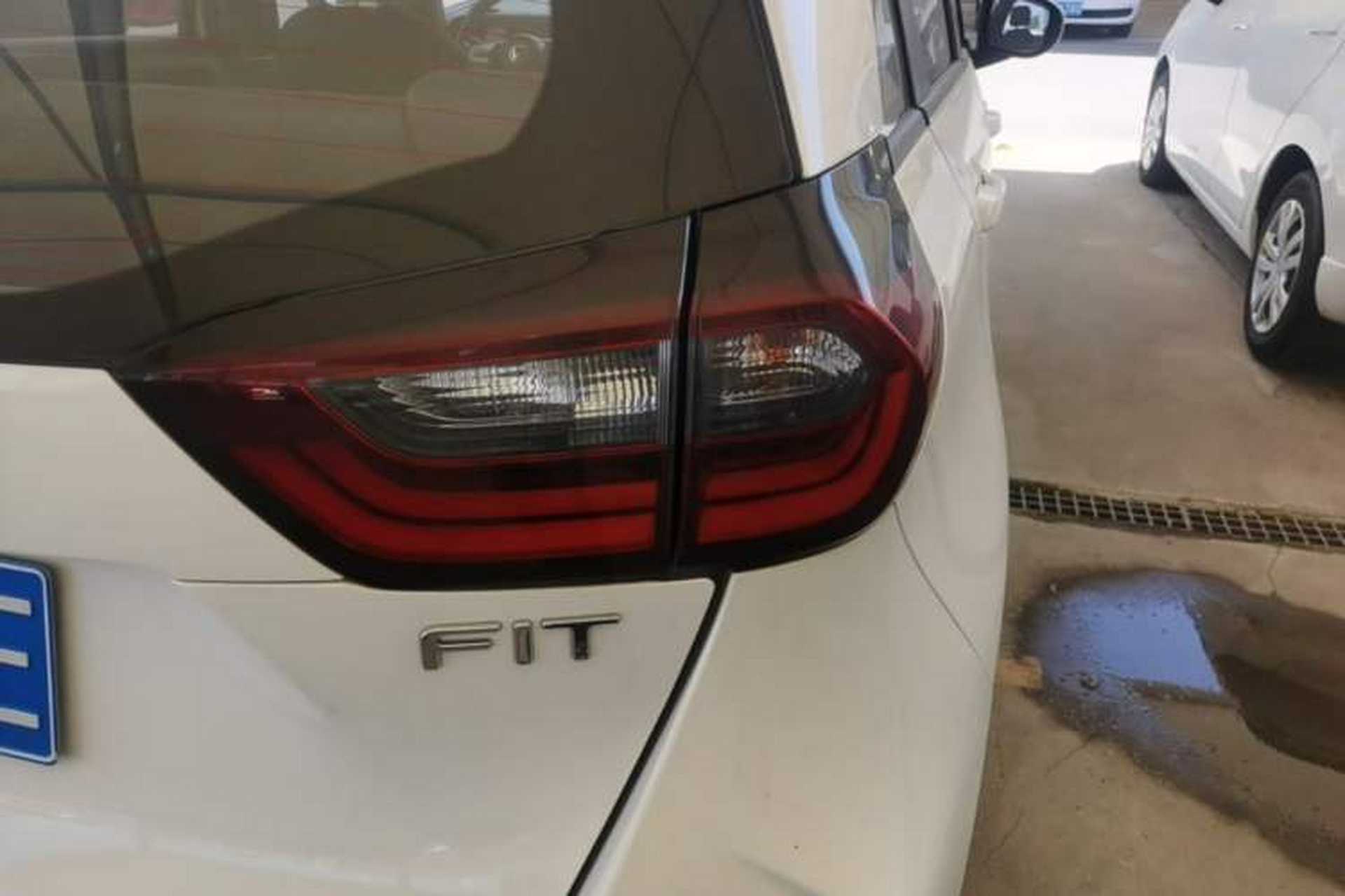 Used Honda Fit 2021 1.5L CVT Trend Edition Exterior 3