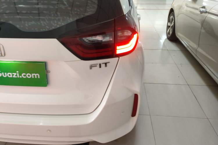 Used Honda Fit 2021 1.5L CVT Trend Edition Exterior 3